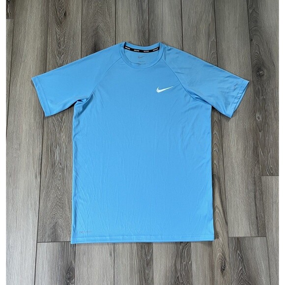 Nike Swim Dri-Fit Men’s Blue Short Sleeve Tee Shirt UPF 40+ Size S - Picture 1 of 11